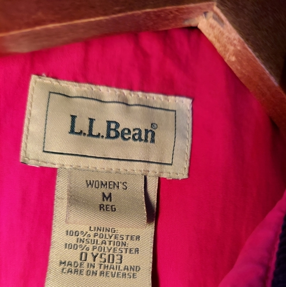 L.L. Bean Women's Red Quilted Barn/Chore Jacket Thermore - Picture 9 of 11